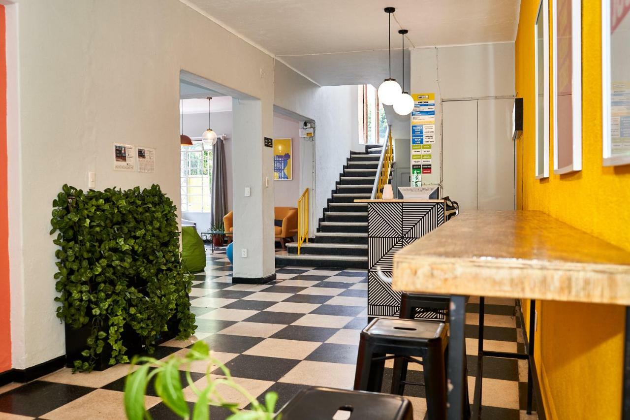 Hostal Americana Гвадалахара Экстерьер фото