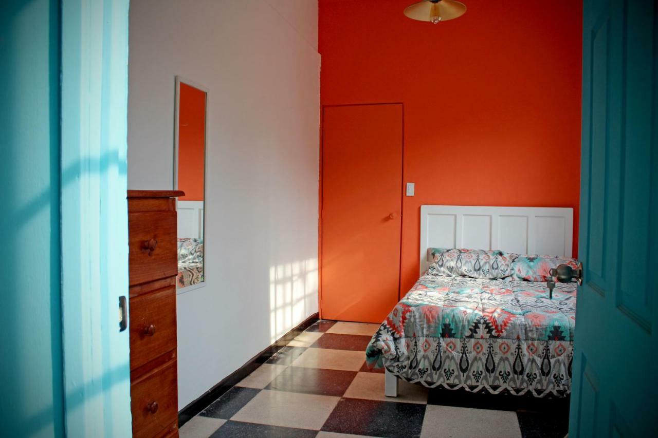 Hostal Americana Гвадалахара Экстерьер фото